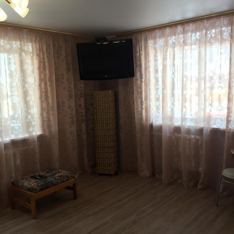 Studio apartment on prospekt 50 let Oktyabrya Petropavlovsk-Kamtsjatskij Eksteriør bilde